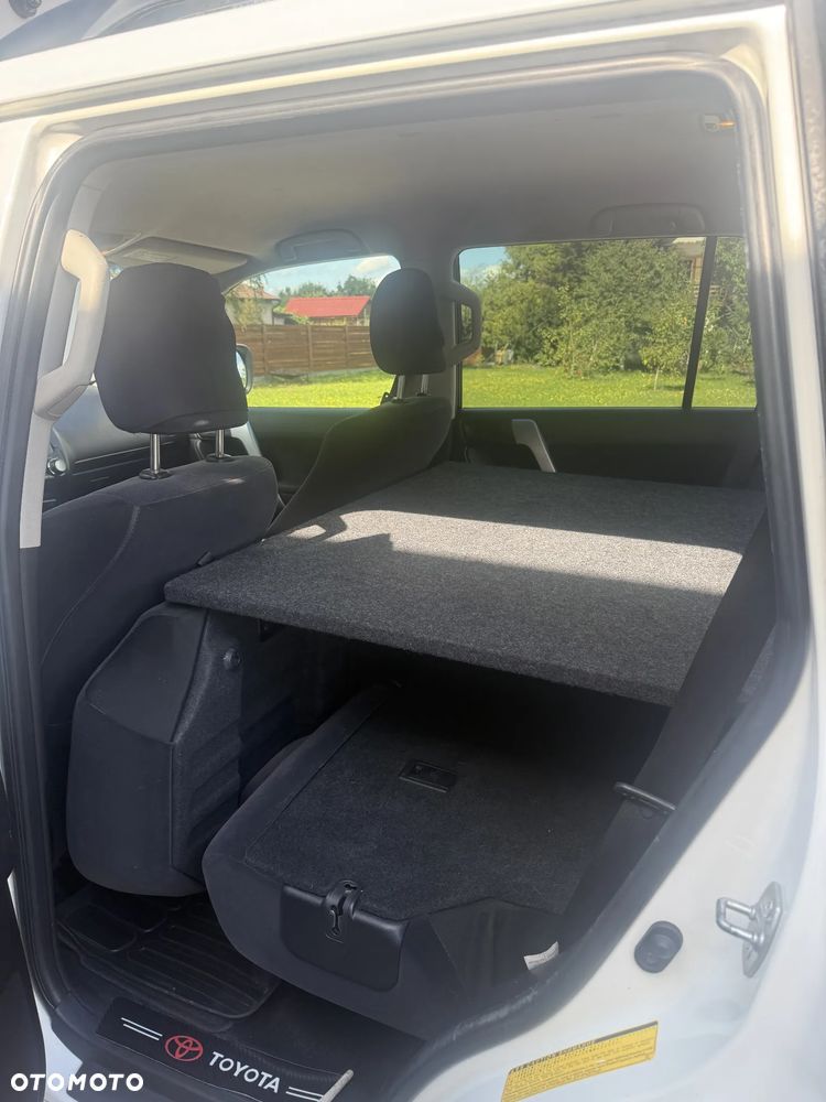 Toyota Land Cruiser LC 2.8 D-4D Prado - 27