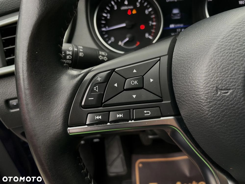 Nissan Qashqai 1.3 DIG-T N-WAY - 24