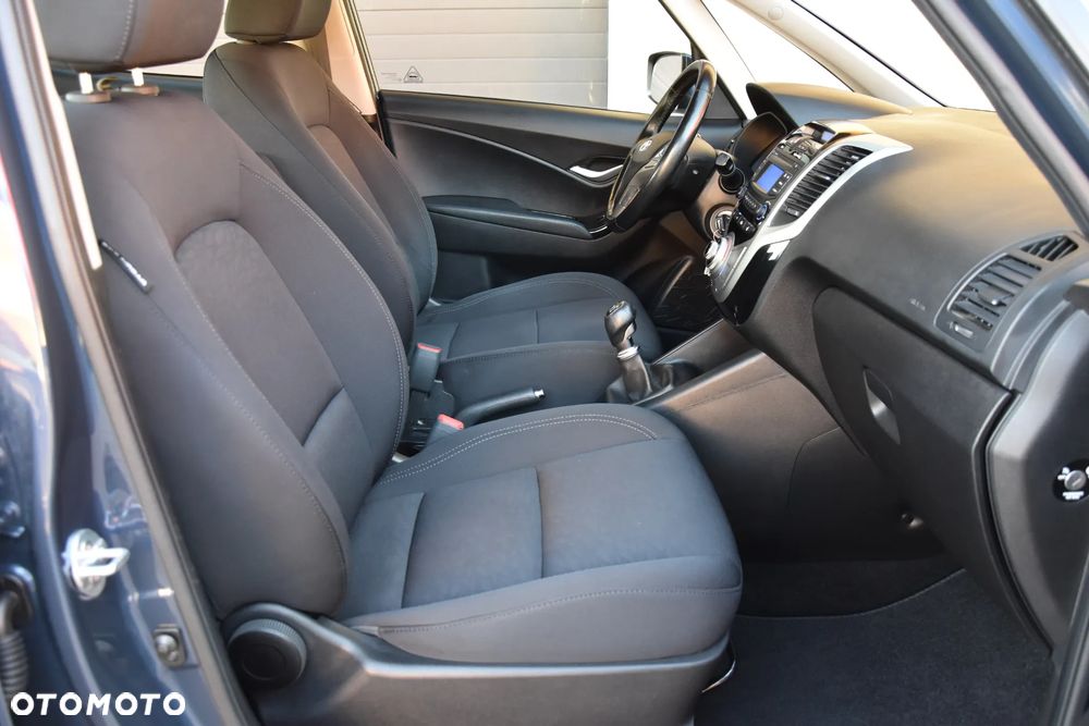 Hyundai ix20 1.4 blue Trend - 19