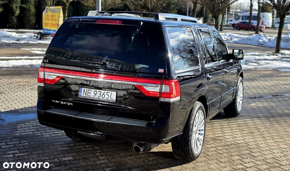 Lincoln Navigator - 8