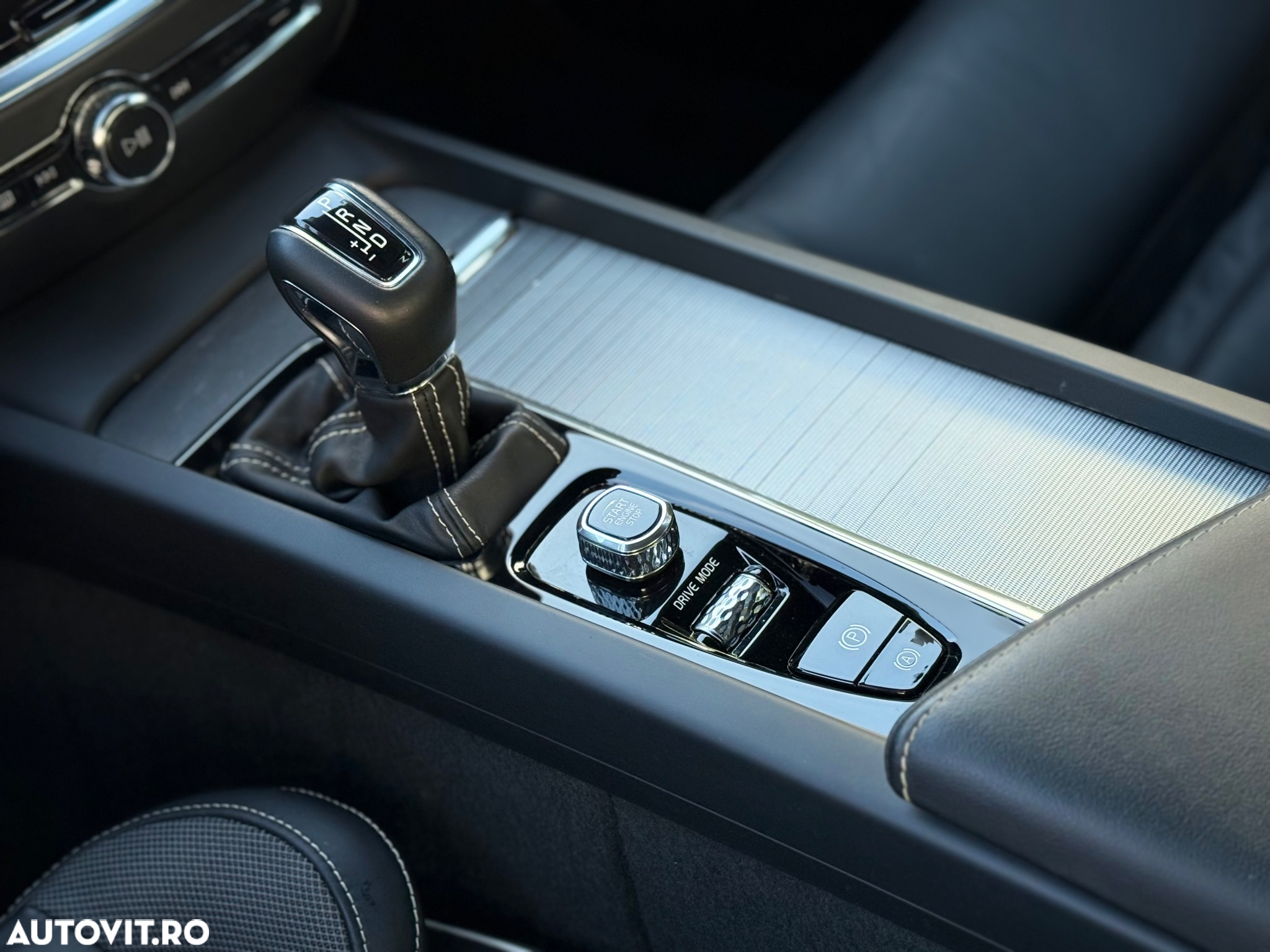 Volvo S60 T4 R-Design - 21
