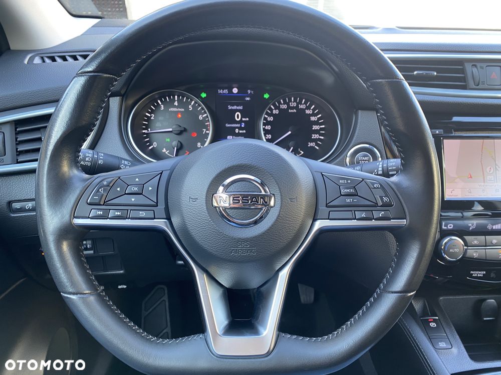 Nissan Qashqai 1.3 DIG-T N-Connecta - 14
