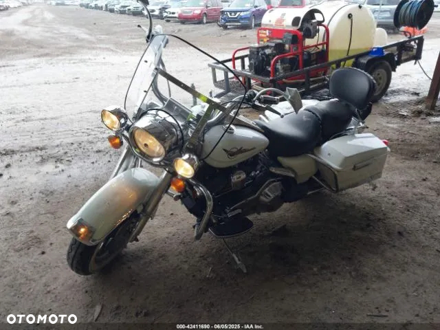 Harley-Davidson Touring Road King - 14