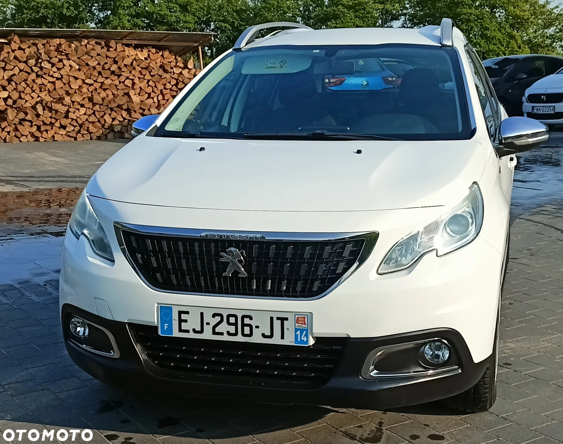 Peugeot 2008 1.2 Pure Tech Style S&S - 7