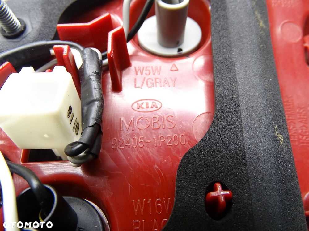 LAMPA LEWA LEWY TYŁ TYLNA W KLAPE LED 92405-1P200 KIA VENGA LIFT - 9
