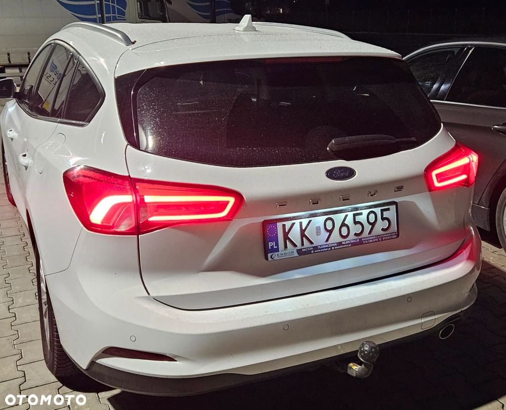 Ford Focus 1.0 EcoBoost Titanium Business - 18