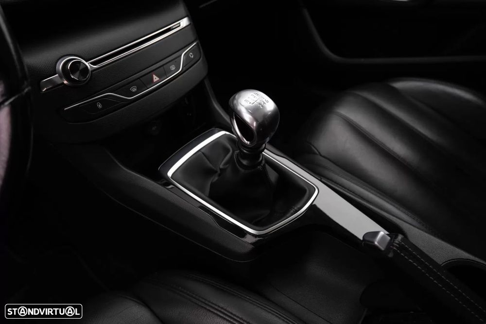Peugeot 308 SW 1.6 BlueHDi Allure - 18