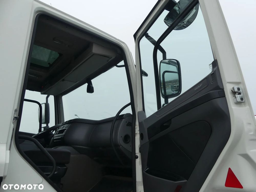 DAF CF 370 / 6x2 / CHŁODNIA 9.40 + WINDA / EURO 6 / CARRIER SUPRA 850 / - 32