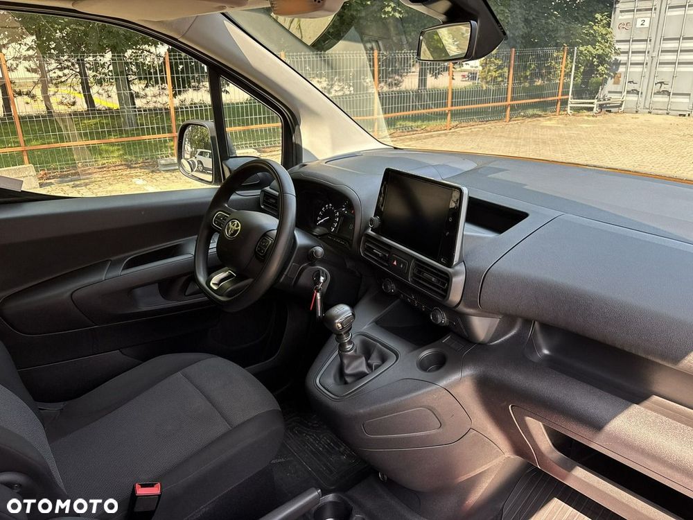 Toyota Proace City - 12
