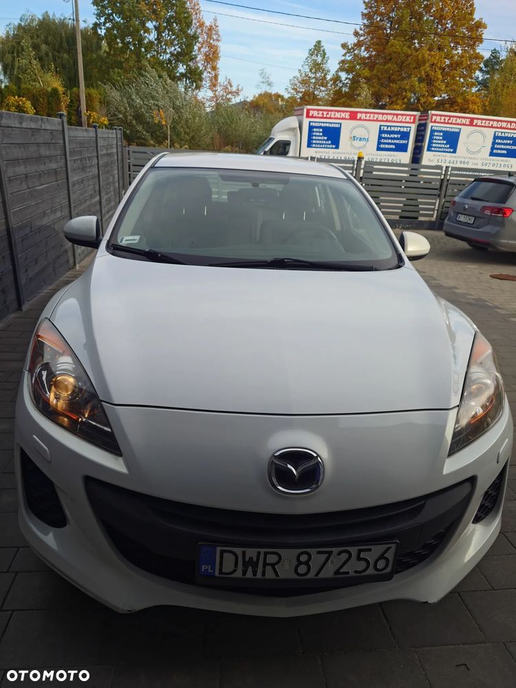 Mazda 3 2011 photo 2