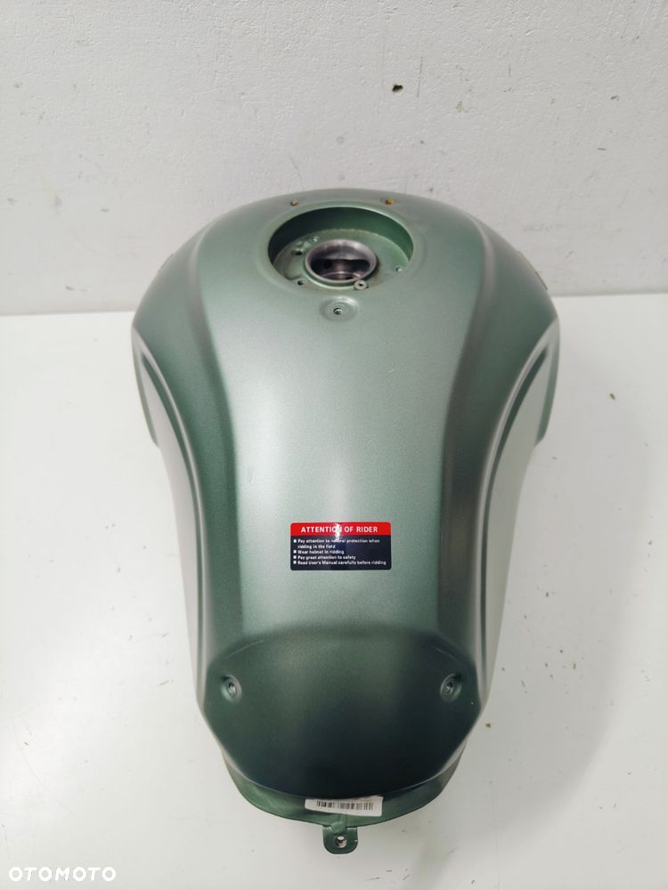 Voge 300 AC Zbiornik - 3