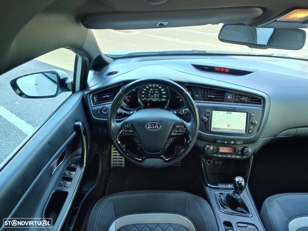 Kia Ceed SW 1.0 T-GDI GT Line - 5