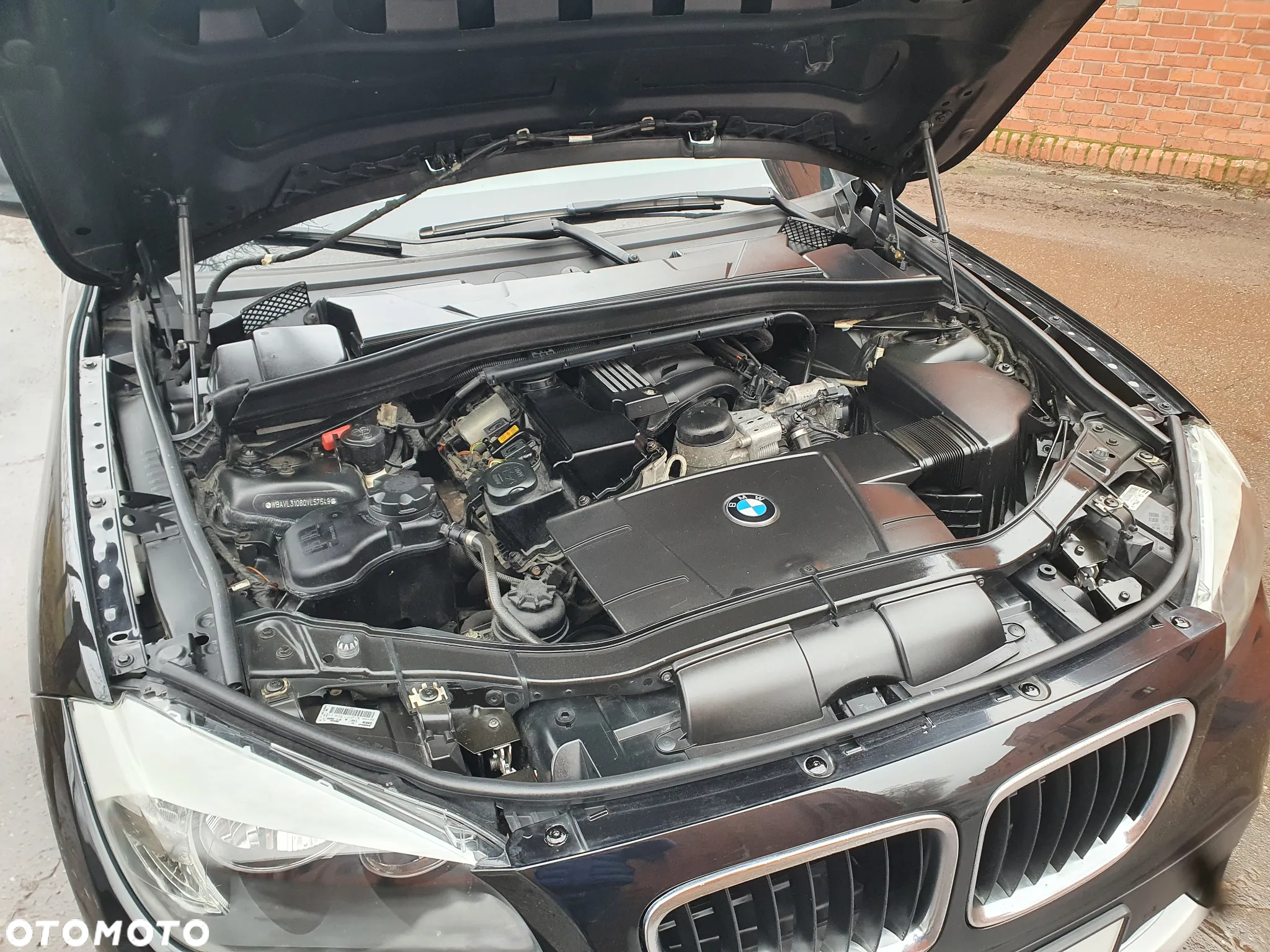BMW X1 sDrive18i xLine - 18