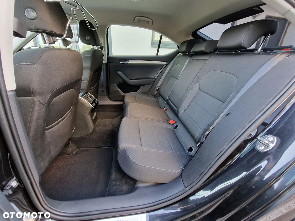 Skoda Superb 1.6 TDI Style DSG - 21