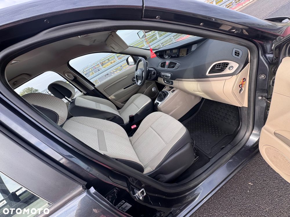 Renault Scenic 1.5 dCi Tech Run - 12