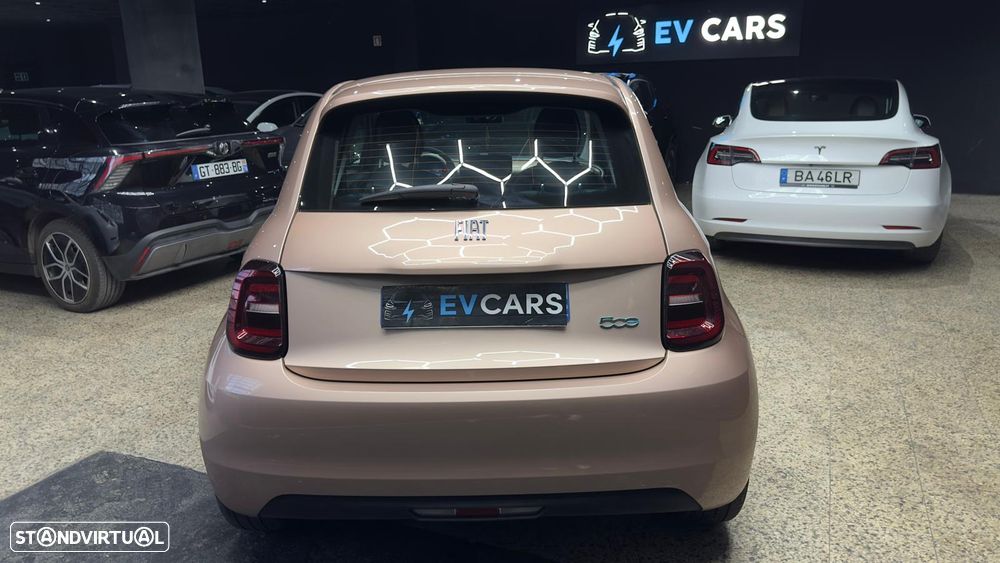 Fiat 500e 3 + 1 23,8kWh Icon - 17