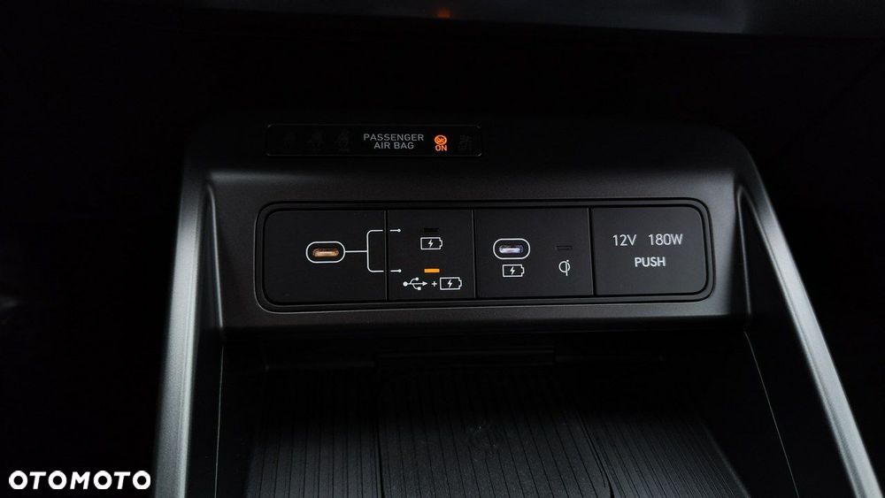 Hyundai Kona - 21