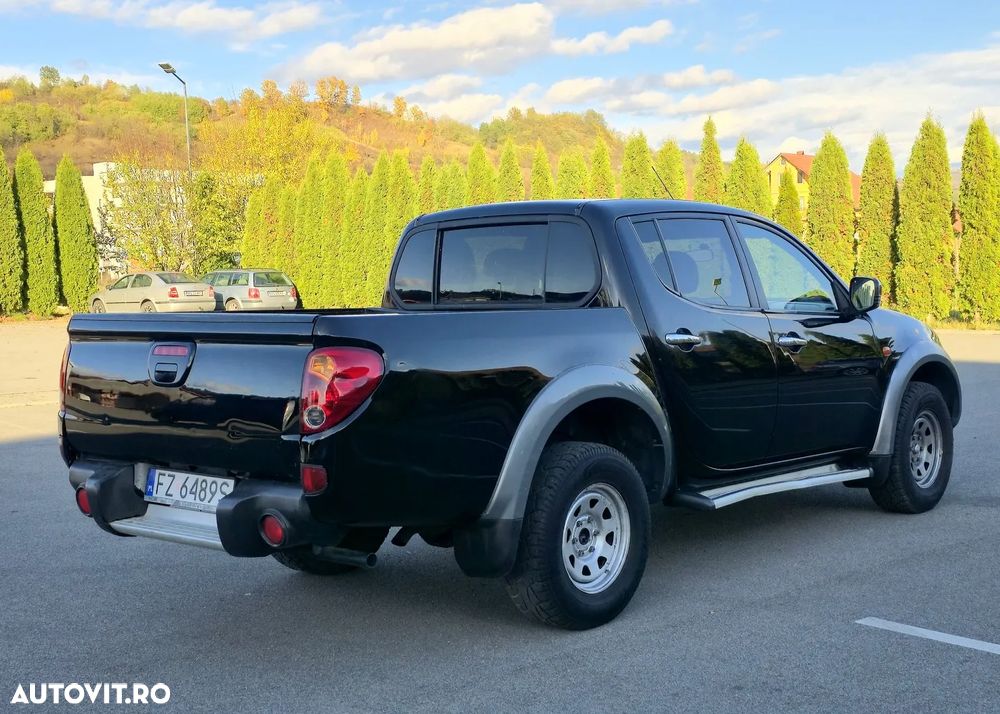 Mitsubishi L200 Pick Up 4x4 DPF Intense Double Cab - 17