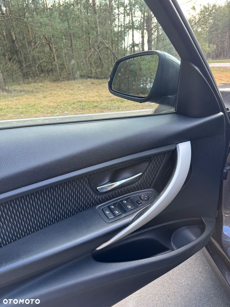 BMW Seria 3 318d - 8