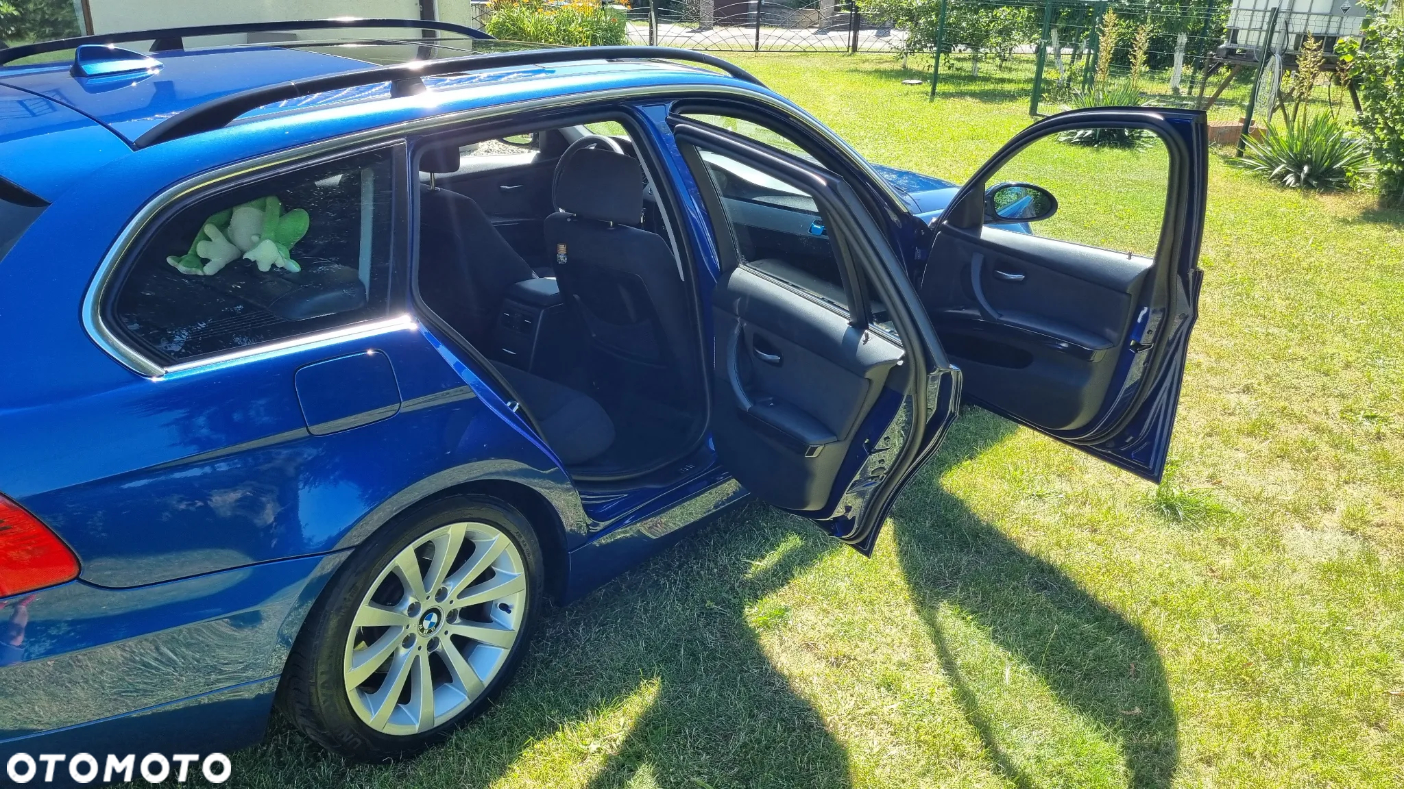 BMW Seria 3 325i - 10