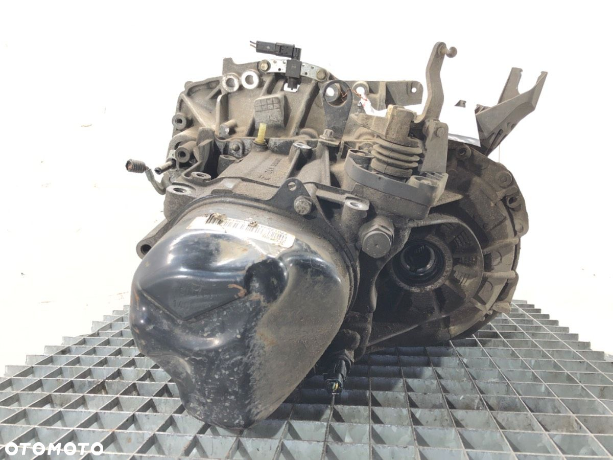 SKRZYNIA BIEGÓW - 260.00 PLN - RENAULT CLIO III (BR0/1, CR0/1) 2005 - 2014 1.2 16V (BR02, BR0J, - 3