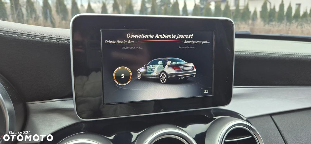 Mercedes-Benz Klasa C 250 7G-TRONIC AMG Line - 20