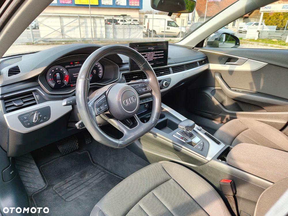 Audi A4 Allroad - 11