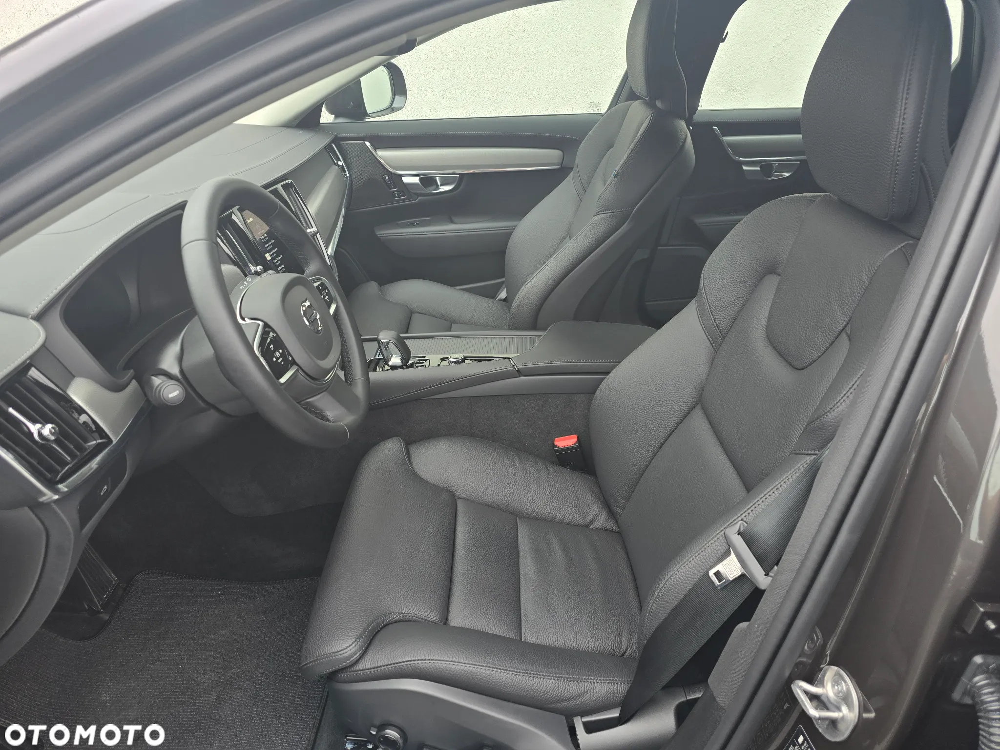 Volvo V90 Cross Country - 7