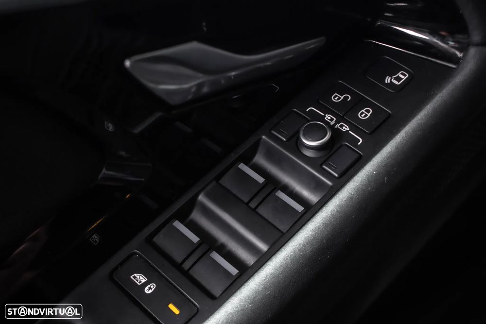 Land Rover Range Rover Evoque 2.0 D150 AWD R-Dynamic S Auto - 17