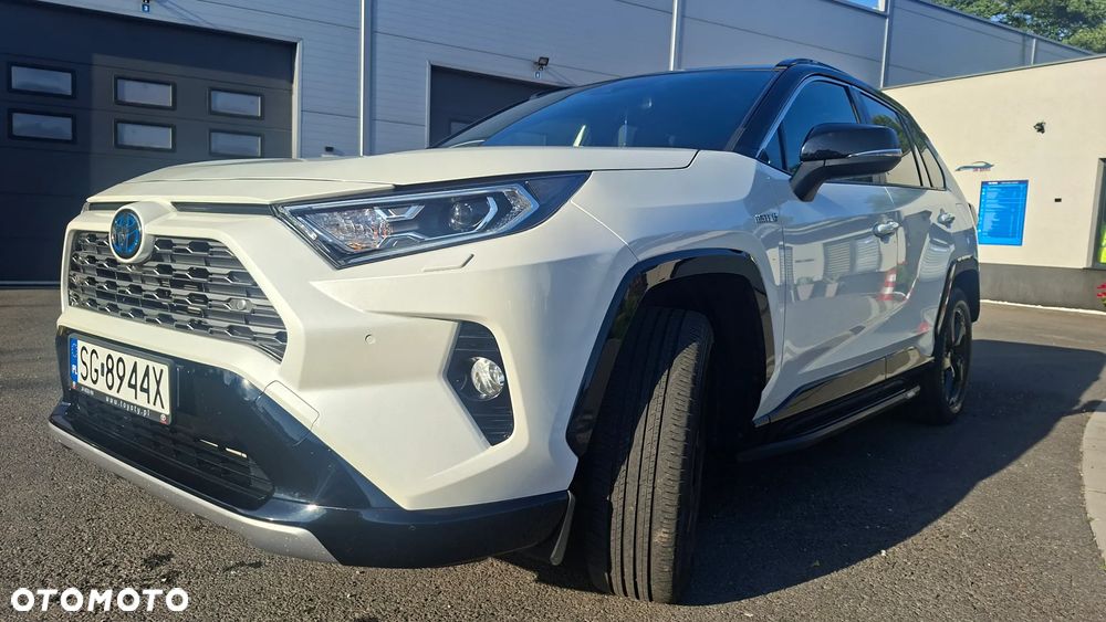 Toyota RAV4 - 4