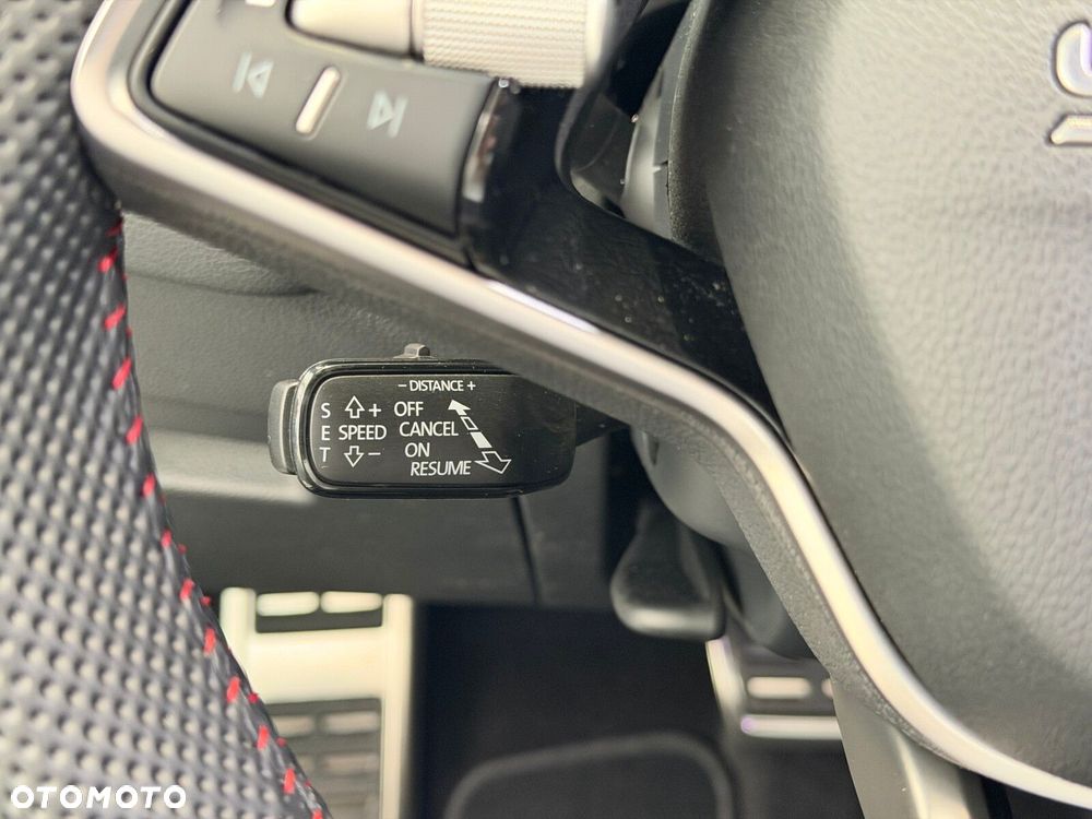 Skoda Octavia 2.0 TSI RS DSG - 18