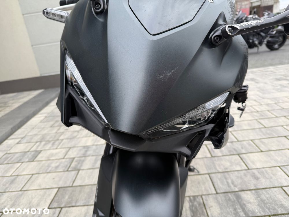 Honda CBR - 3