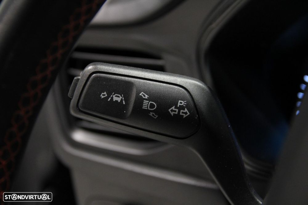 Ford Focus 1.0 EcoBoost ST-Line - 12