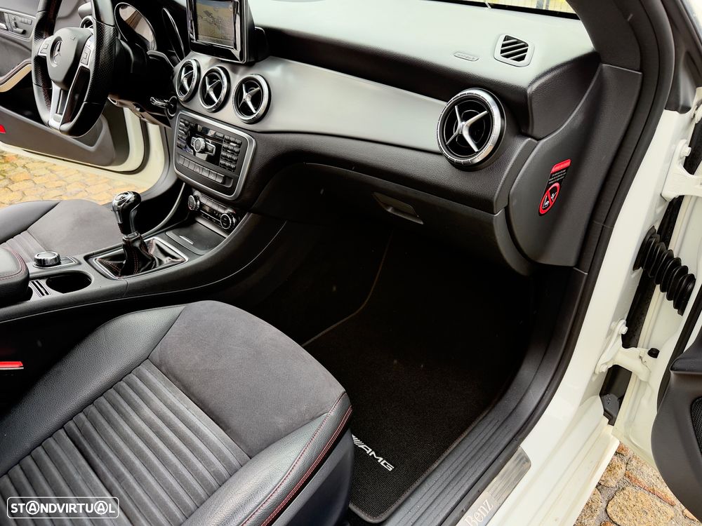 Mercedes-Benz CLA 200 CDI AMG Line - 54