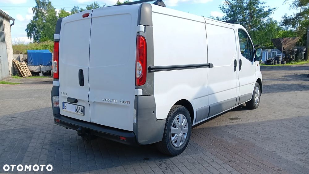 Opel Vivaro - 9