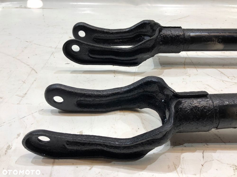 grand cherokee wk2 amortyzatory przód komplet 3.0d - 3