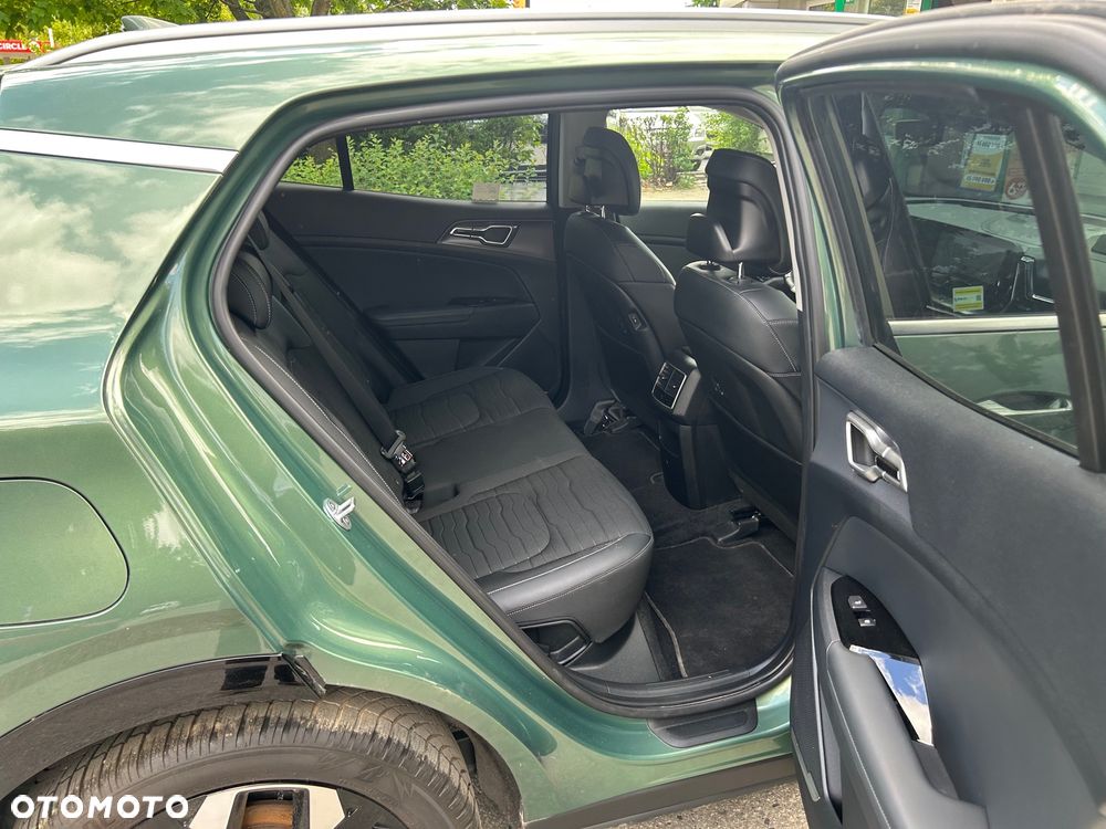 Kia Sportage 1.6 T-GDI PHEV Business Line 4WD - 17