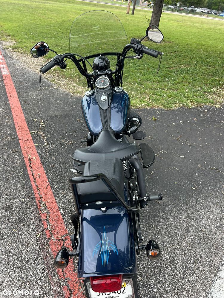 Harley-Davidson Softail Cross Bones - 11