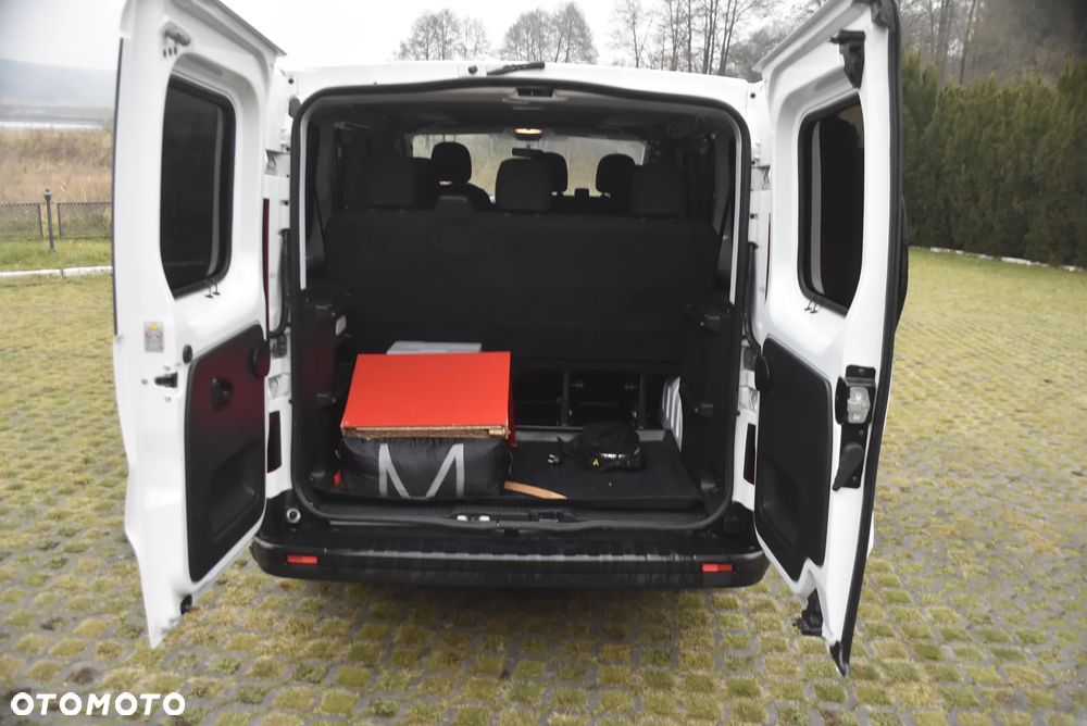 Renault Trafic - 15