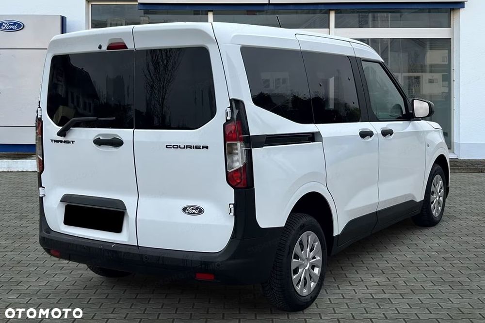 Ford Transit Courier - 7