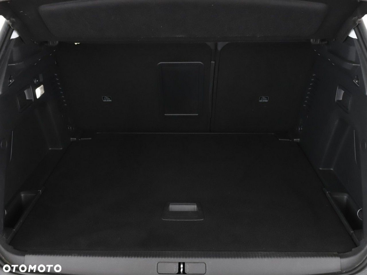Peugeot 3008 1.2 PureTech Allure S&S EAT6 - 20