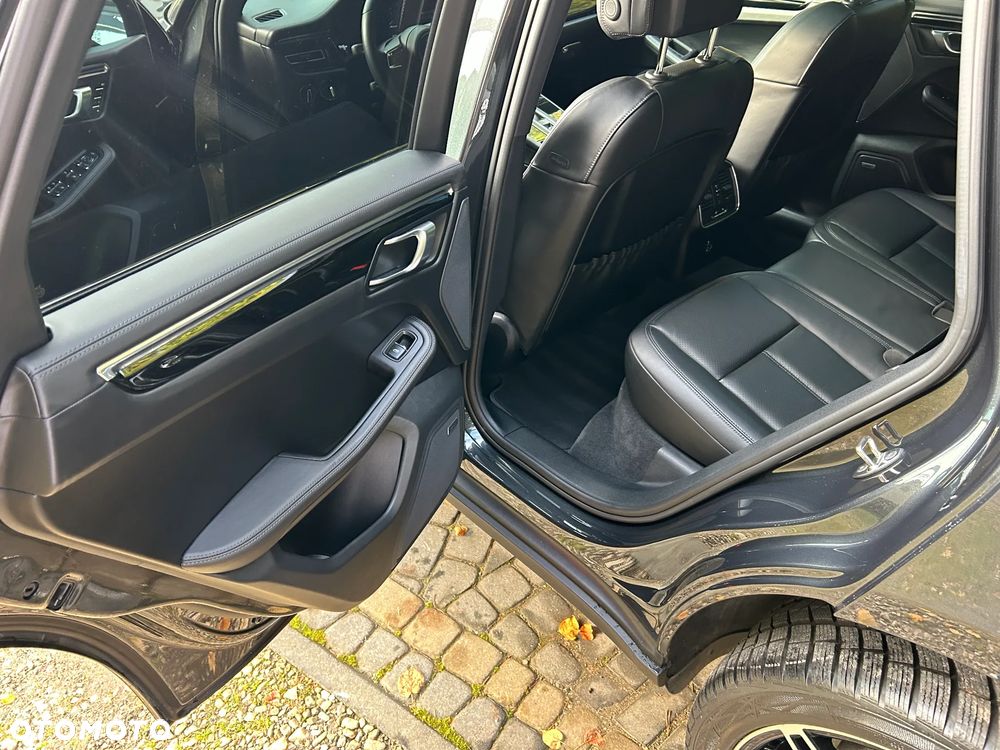 Porsche Macan - 19