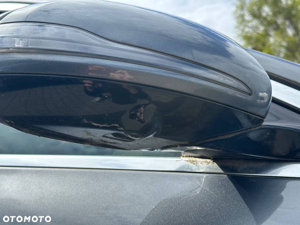 Mercedes-Benz Klasa E 300 de Business Edition - 21