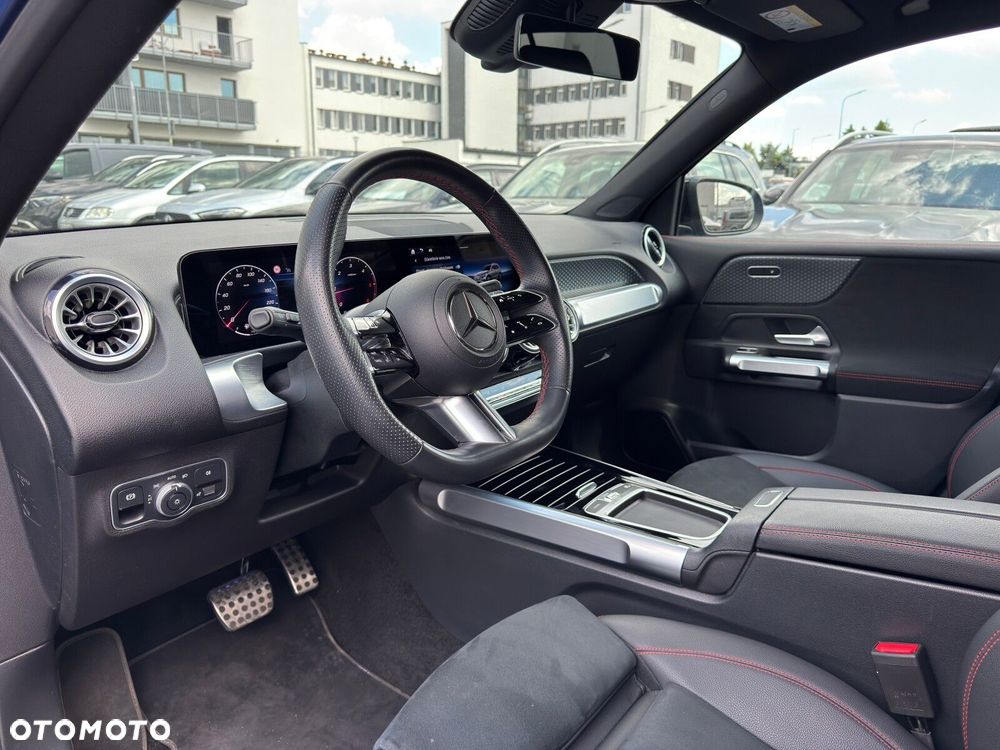 Mercedes-Benz GLB 200 d AMG Line 8G-DCT - 16
