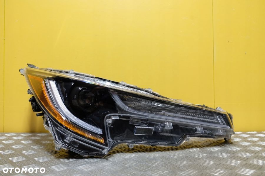 TOYOTA COROLLA E21 2019- REFLEKTOR LAMPA FULL LED R USA - 1