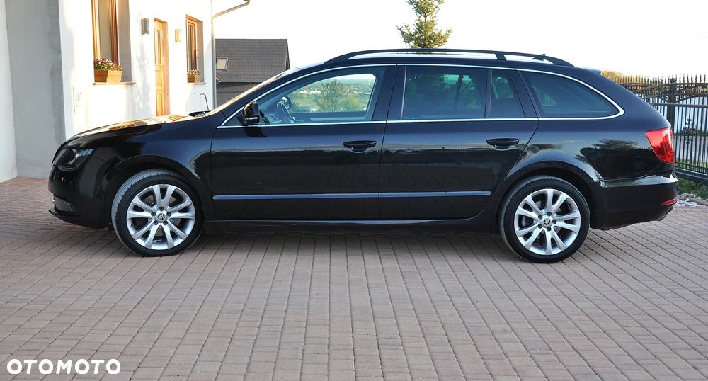 Skoda Superb 2.0 TDI Elegance - 3
