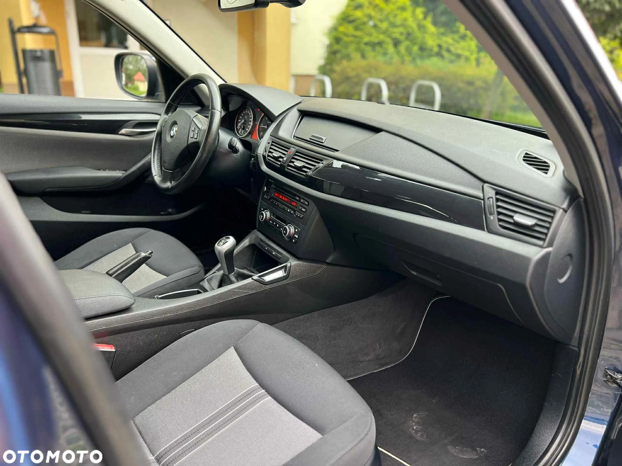BMW X1 sDrive20d - 20