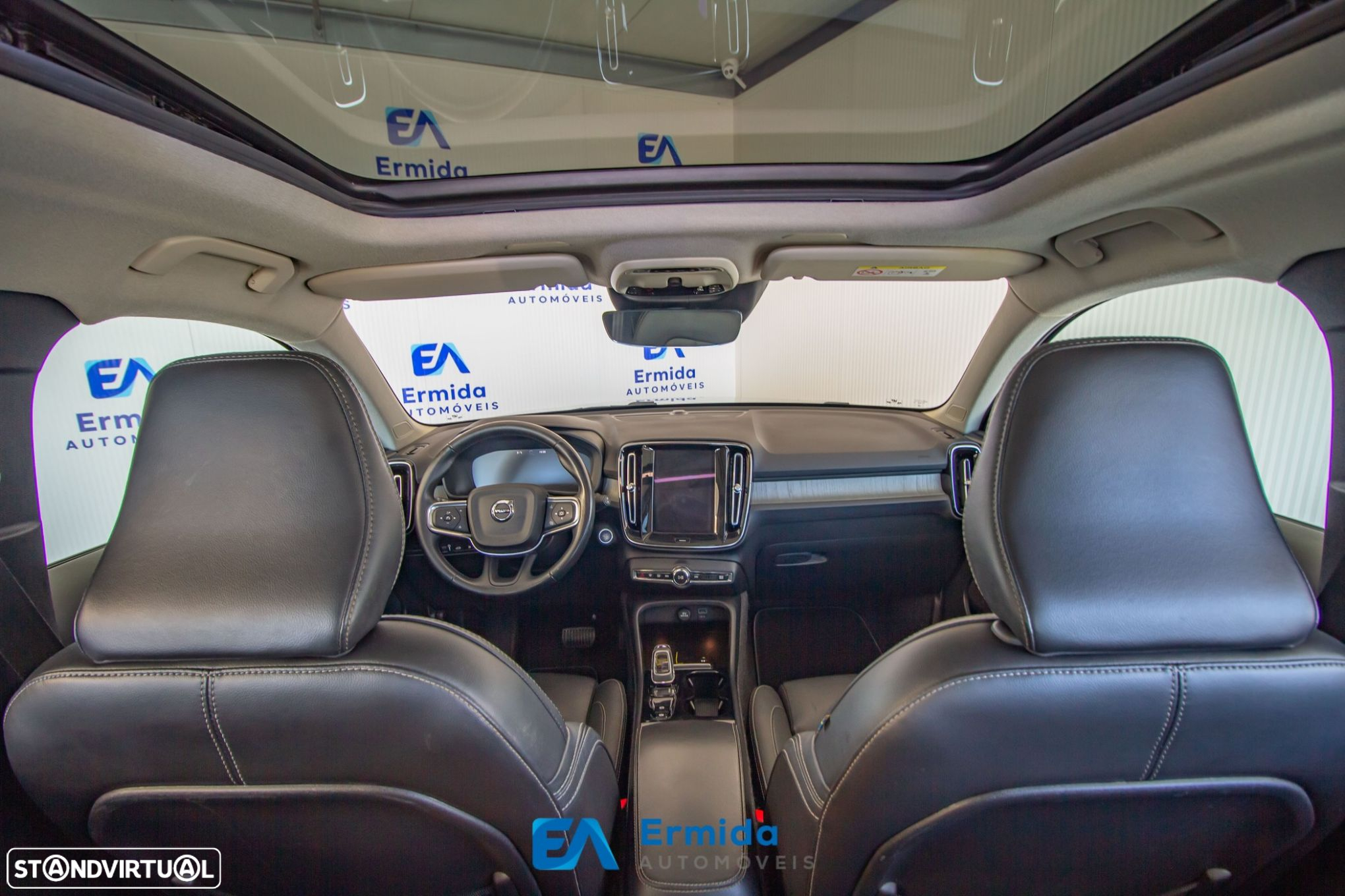 Volvo XC 40 - 25