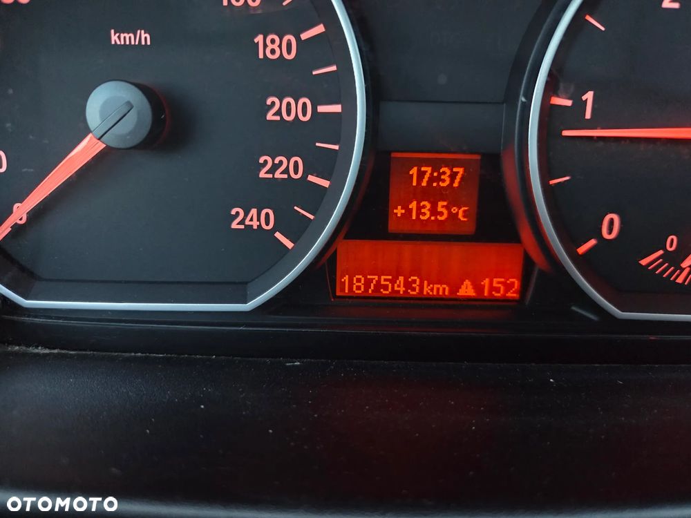 BMW Seria 1 118d - 23