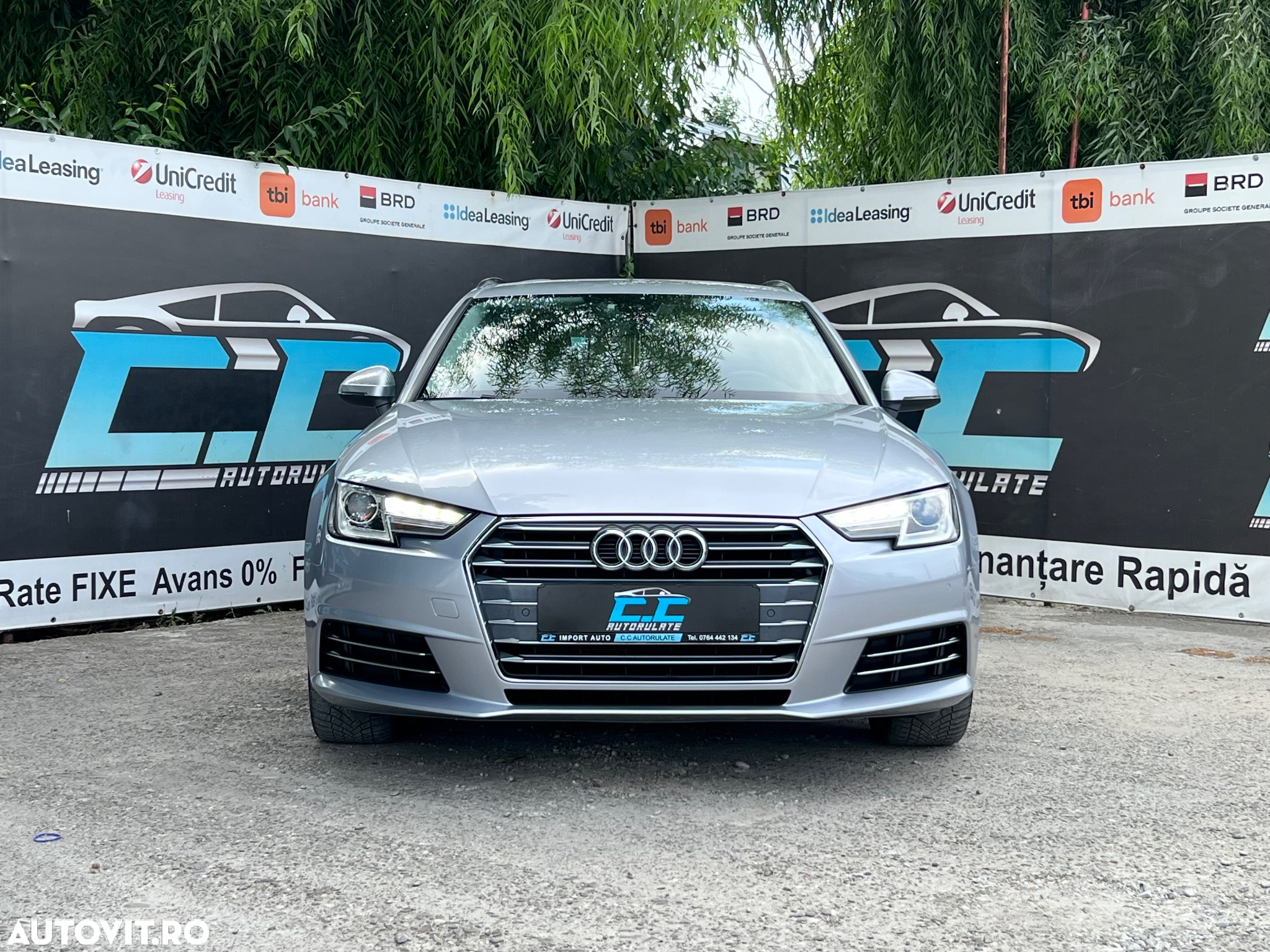 Audi A4 Avant 2.0 TDI S tronic Sport - 2